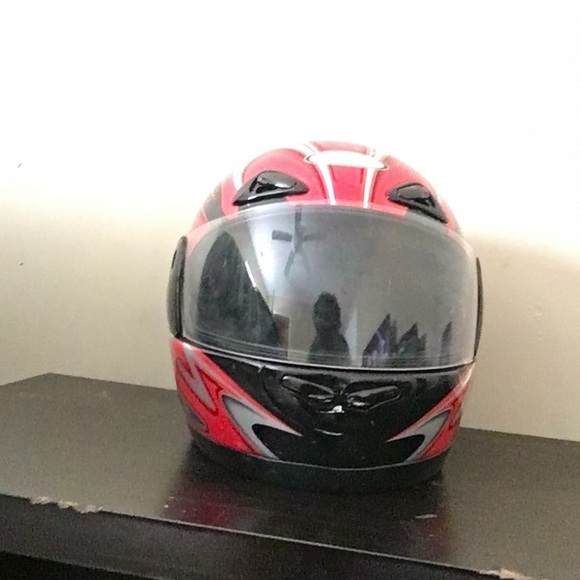 THH Helmet Other - A Motorcycle Helmet THH Helmet Other - A Motorcycle Helmet